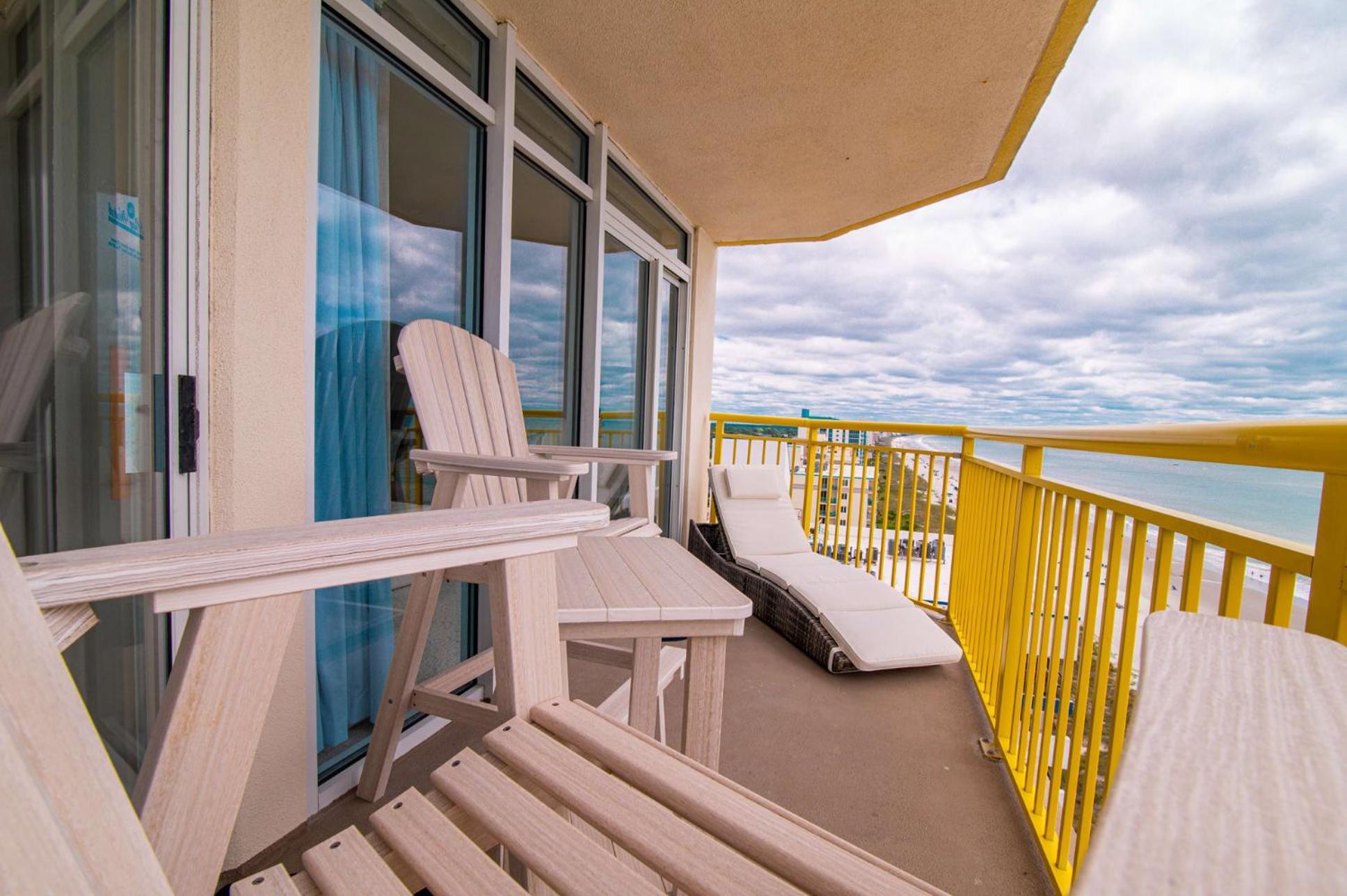 Bay Watch Resort Luxe Oceanfront End Unit マートルビーチ エクステリア 写真
